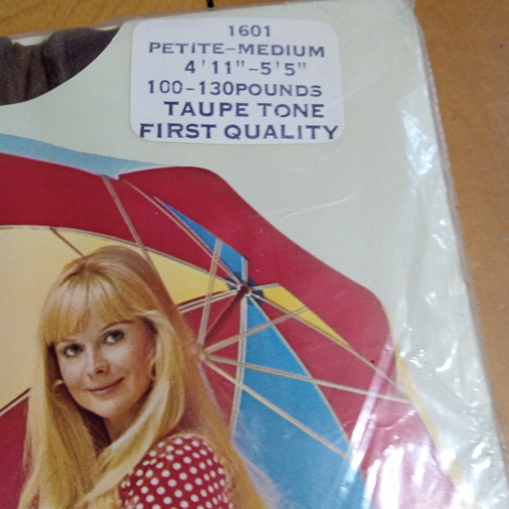 Vintage Hush Hush Bikini Pantyhose in Taupe - Picture 3 of 4